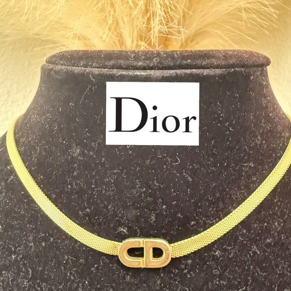 CHRISTIAN DIOR CD Logo Gold Tone Necklace - Picture 4 of 11